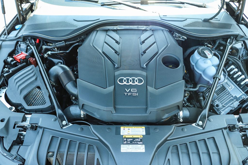 Thumbnail: 2022 Audi A8 - 7