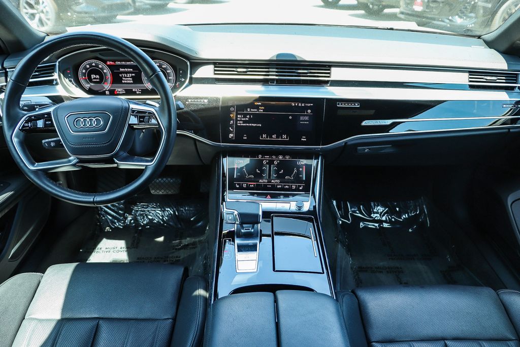 Thumbnail: 2022 Audi A8 - 2