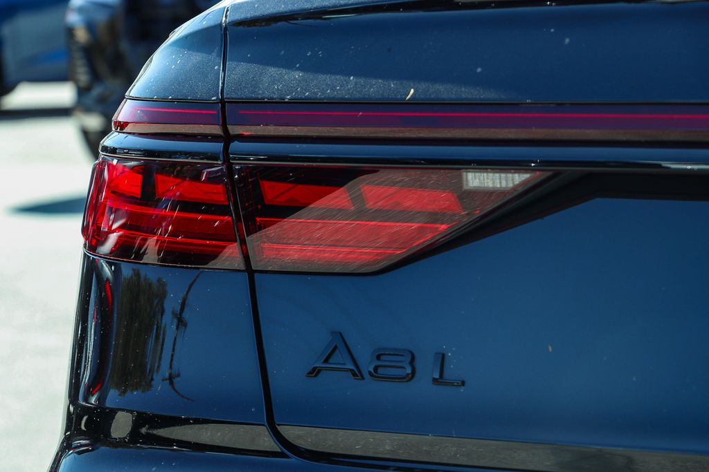 Thumbnail: 2022 Audi A8 - 21