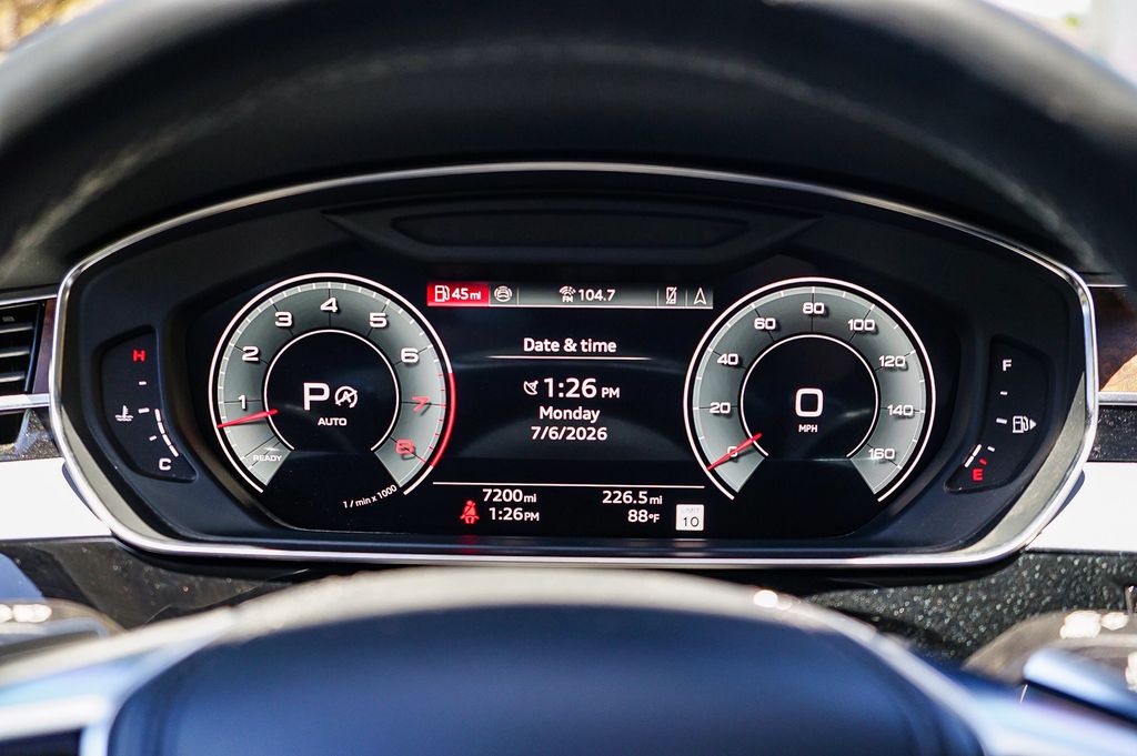 Thumbnail: 2024 Audi A8 - 15