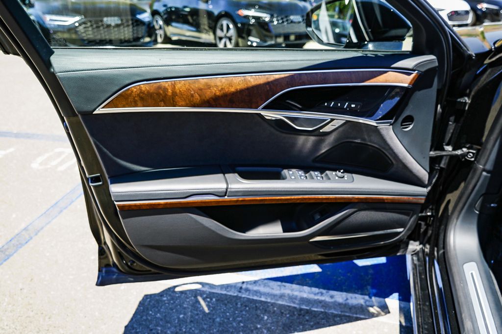 Thumbnail: 2024 Audi A8 - 26