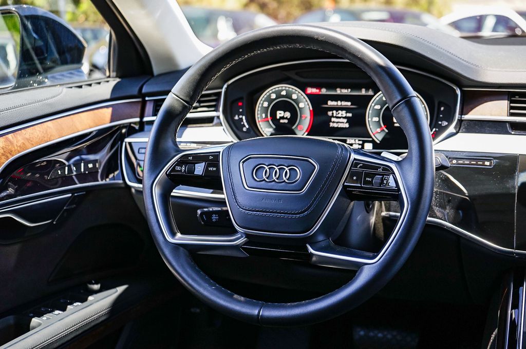 Thumbnail: 2024 Audi A8 - 12