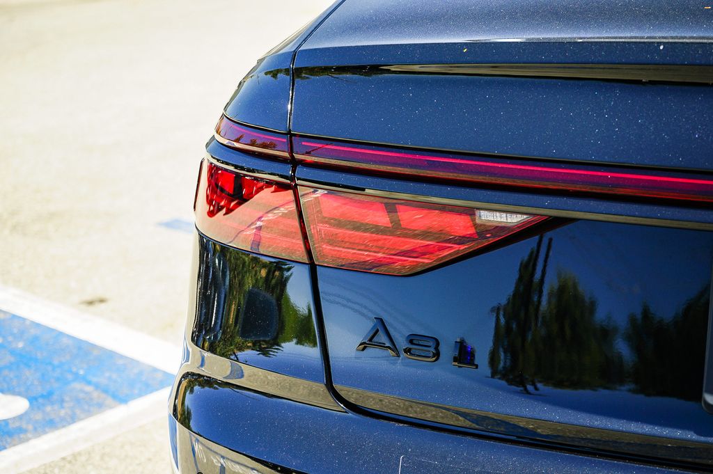 Thumbnail: 2024 Audi A8 - 22