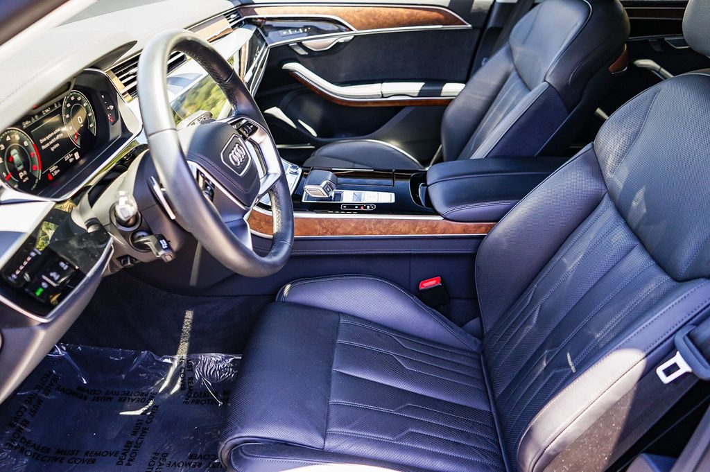 Thumbnail: 2024 Audi A8 - 10
