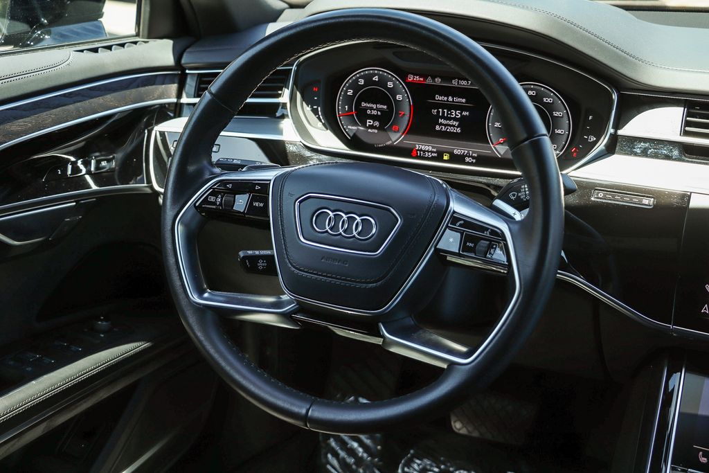Thumbnail: 2025 Audi A8 - 12