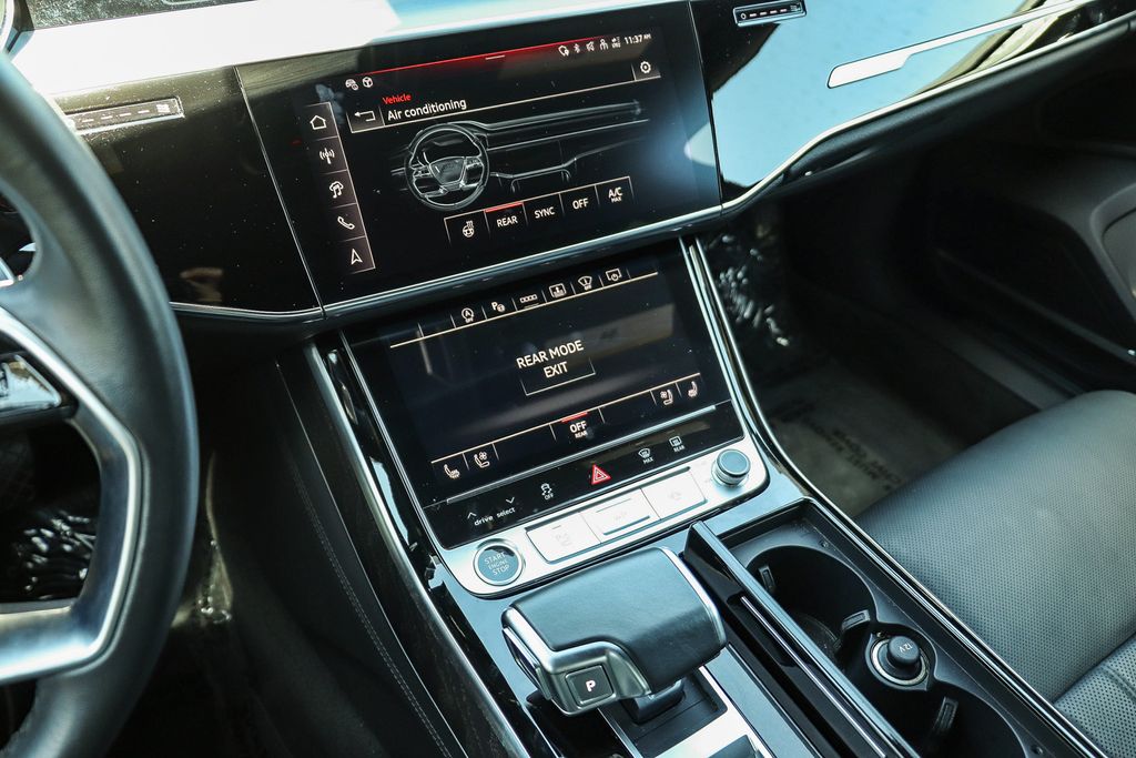 Thumbnail: 2025 Audi A8 - 26