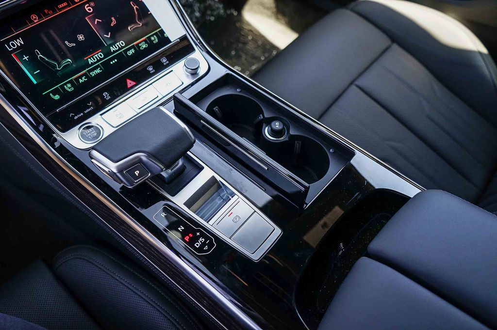 Thumbnail: 2026 Audi A8 - 25