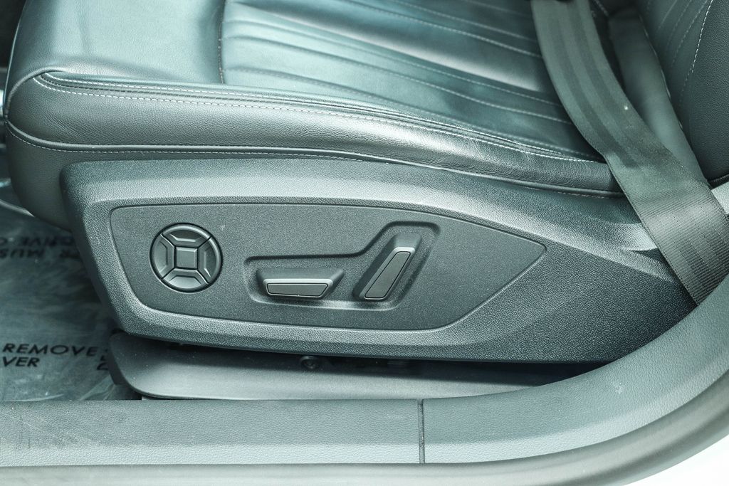 Thumbnail: 2023 Audi A7 - 23