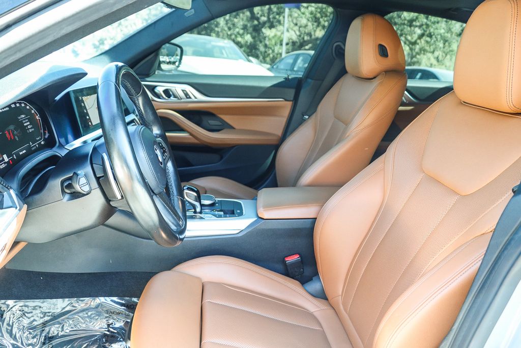Thumbnail: 2022 BMW 4 Series - 11