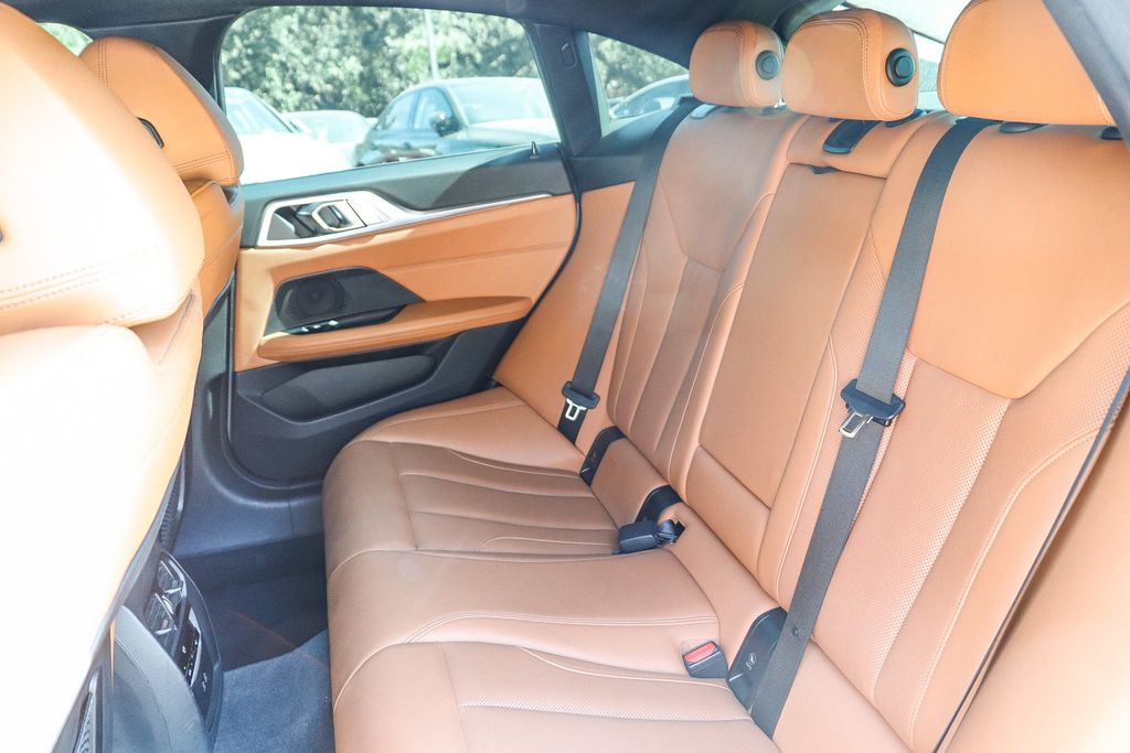Thumbnail: 2022 BMW 4 Series - 12