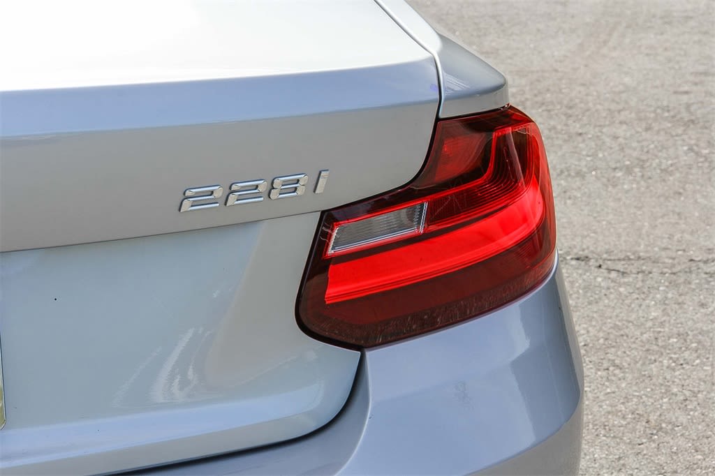 Thumbnail: 2016 BMW 2 Series - 22