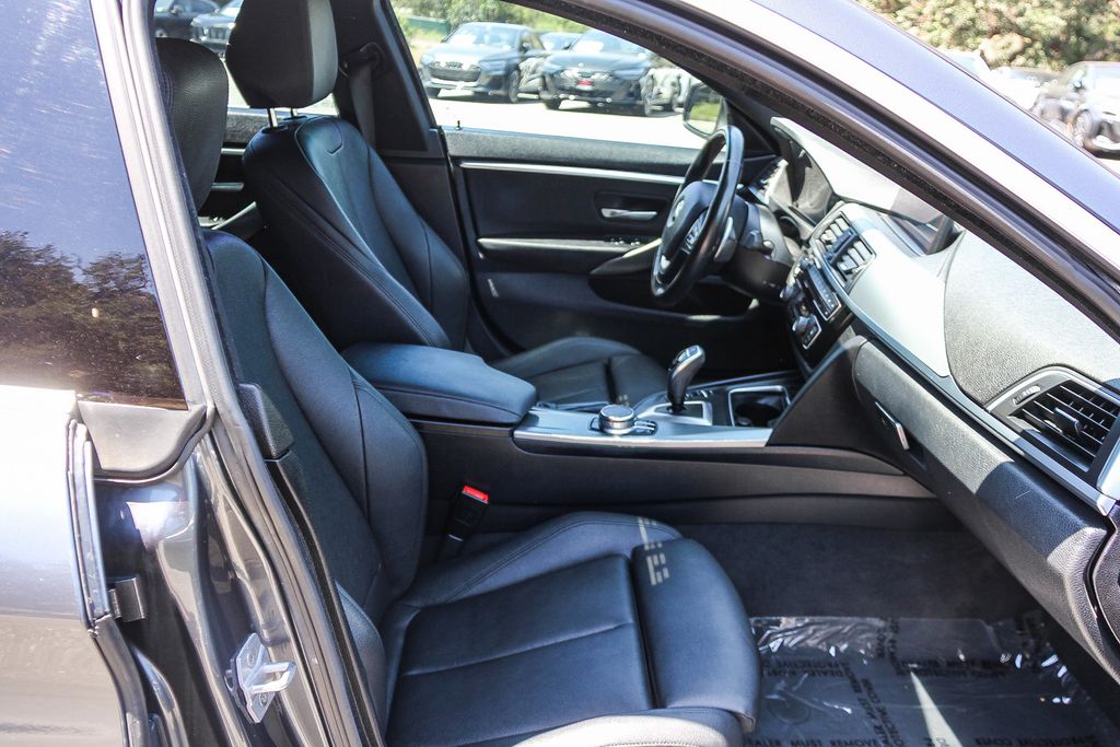 Thumbnail: 2019 BMW 4 Series - 9