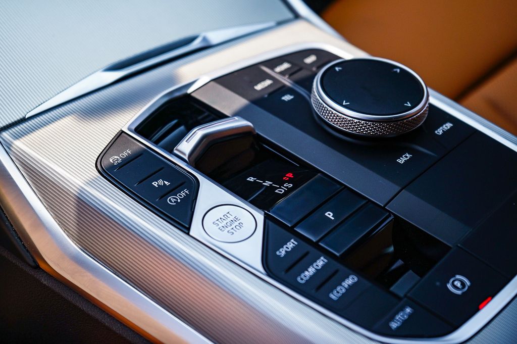 Thumbnail: 2024 BMW 4 Series - 12