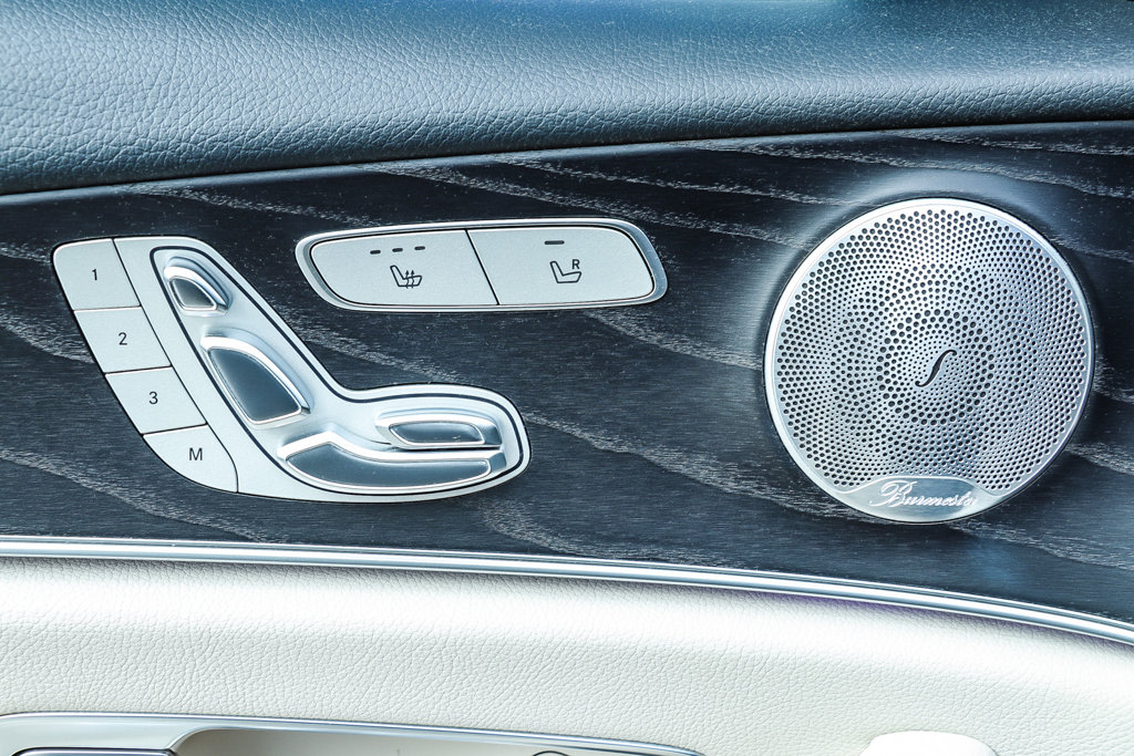 Thumbnail: 2017 Mercedes-Benz E-Class - 28
