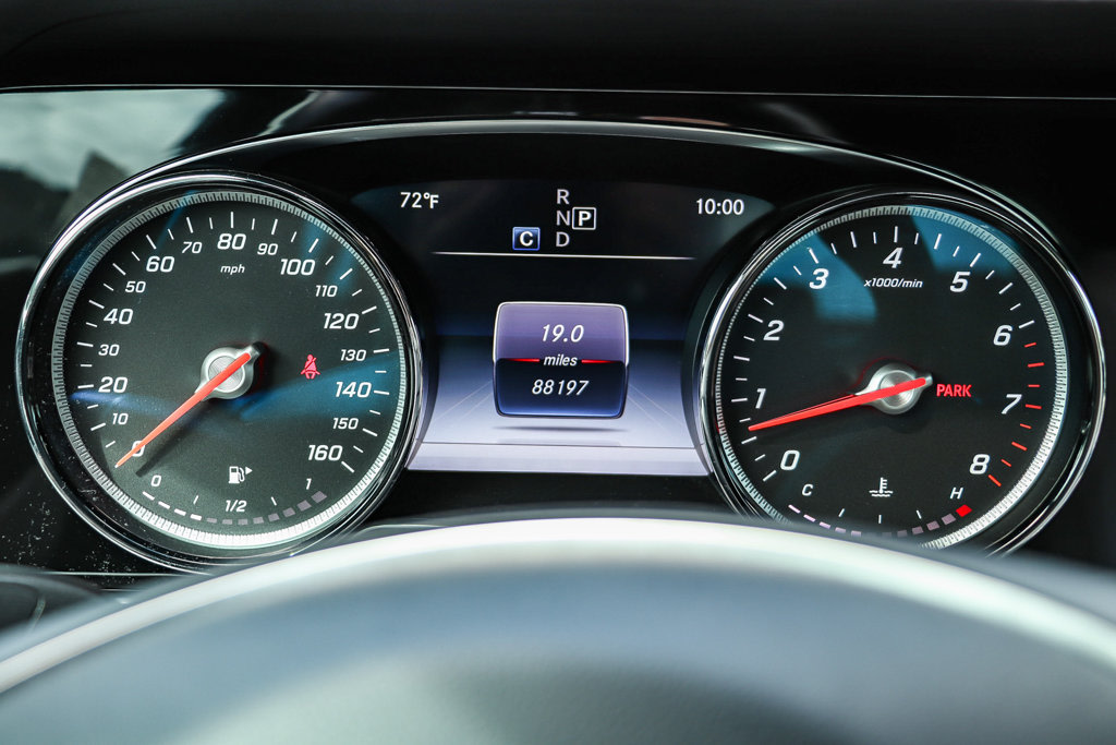 Thumbnail: 2017 Mercedes-Benz E-Class - 15