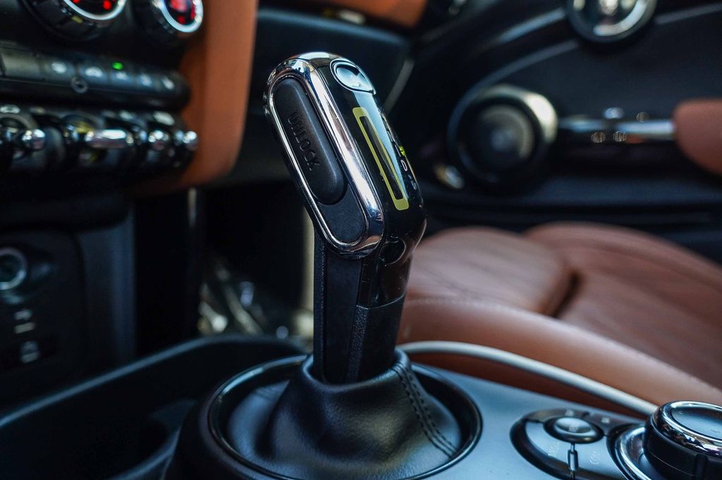 Thumbnail: 2024 MINI Cooper - 27
