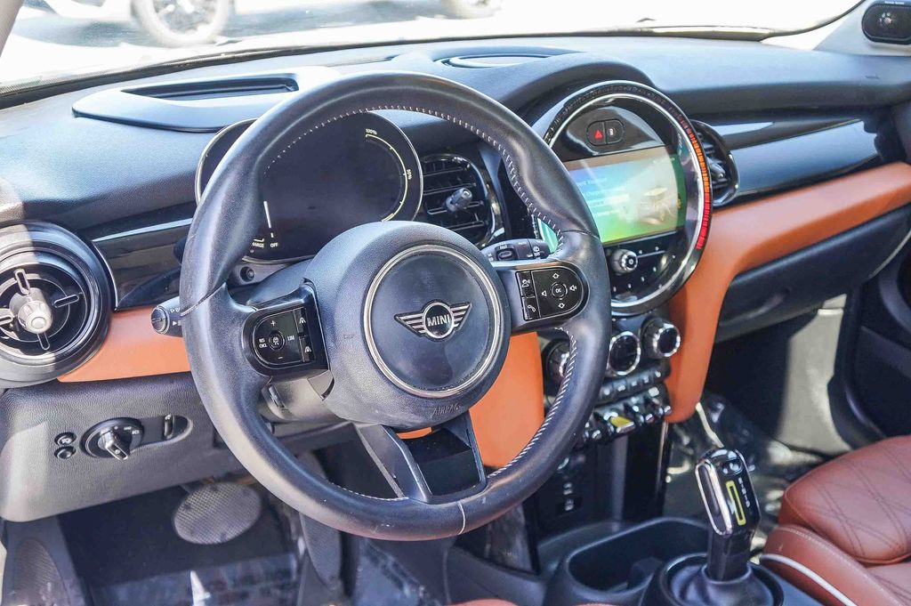 Thumbnail: 2024 MINI Cooper - 2