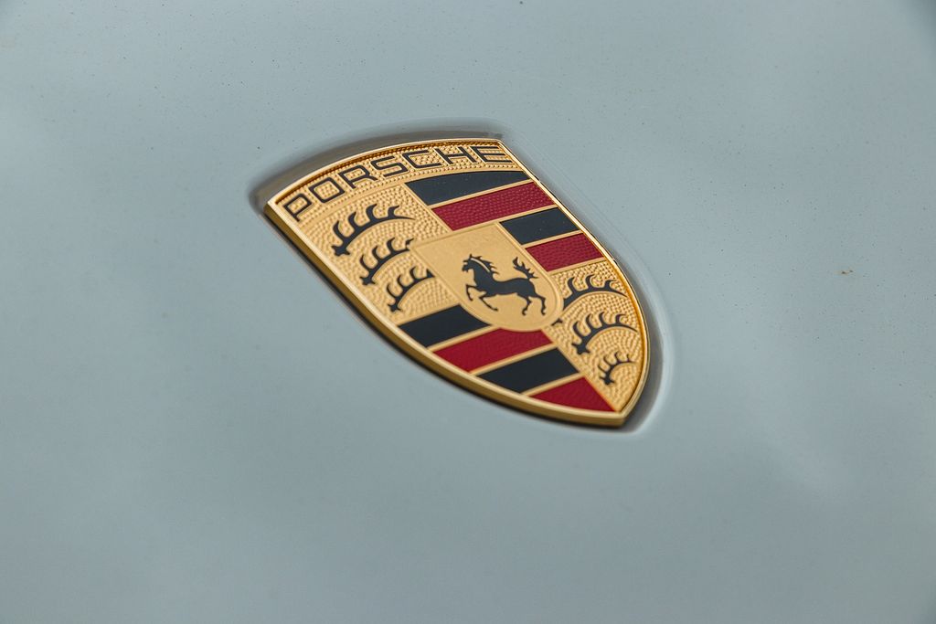 Thumbnail: 2025 Porsche 718 Cayman - 32