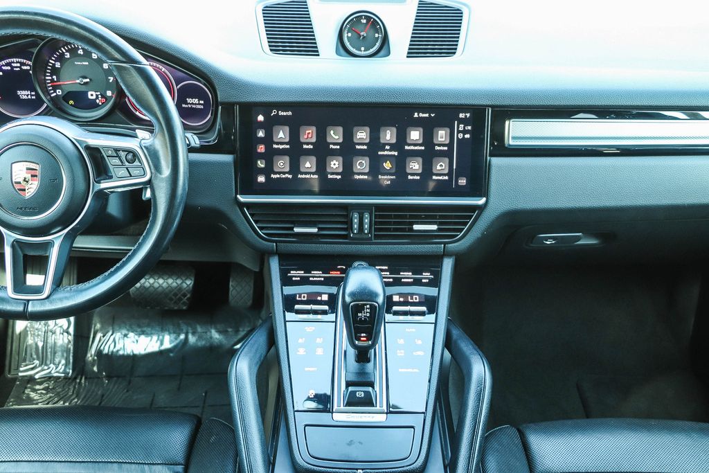 Thumbnail: 2023 Porsche Cayenne - 9