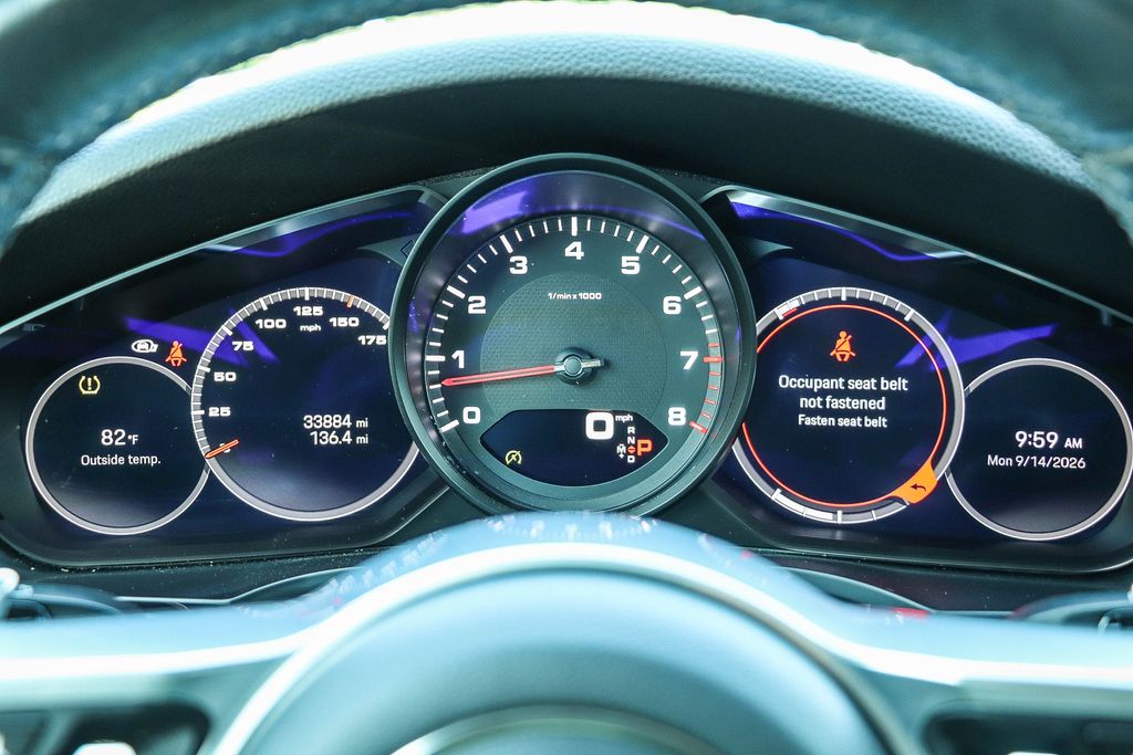 Thumbnail: 2023 Porsche Cayenne - 16