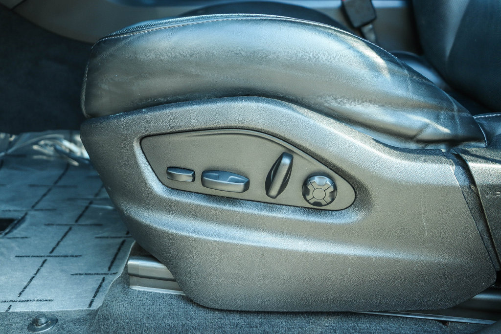 Thumbnail: 2023 Porsche Cayenne - 28