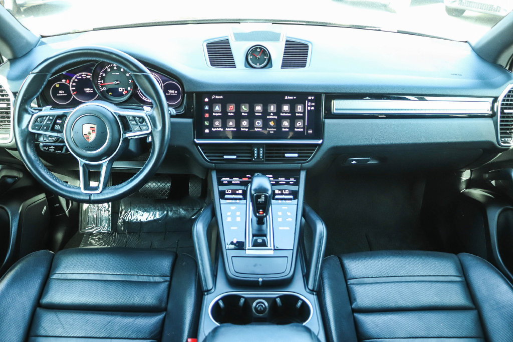 Thumbnail: 2023 Porsche Cayenne - 2