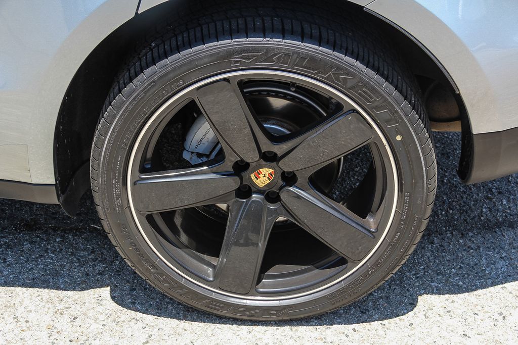 Thumbnail: 2018 Porsche Macan - 22