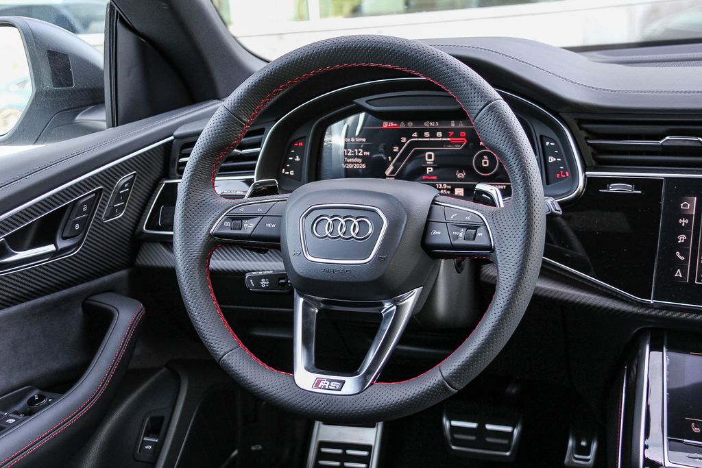 Thumbnail: 2026 Audi RS Q8 - 9