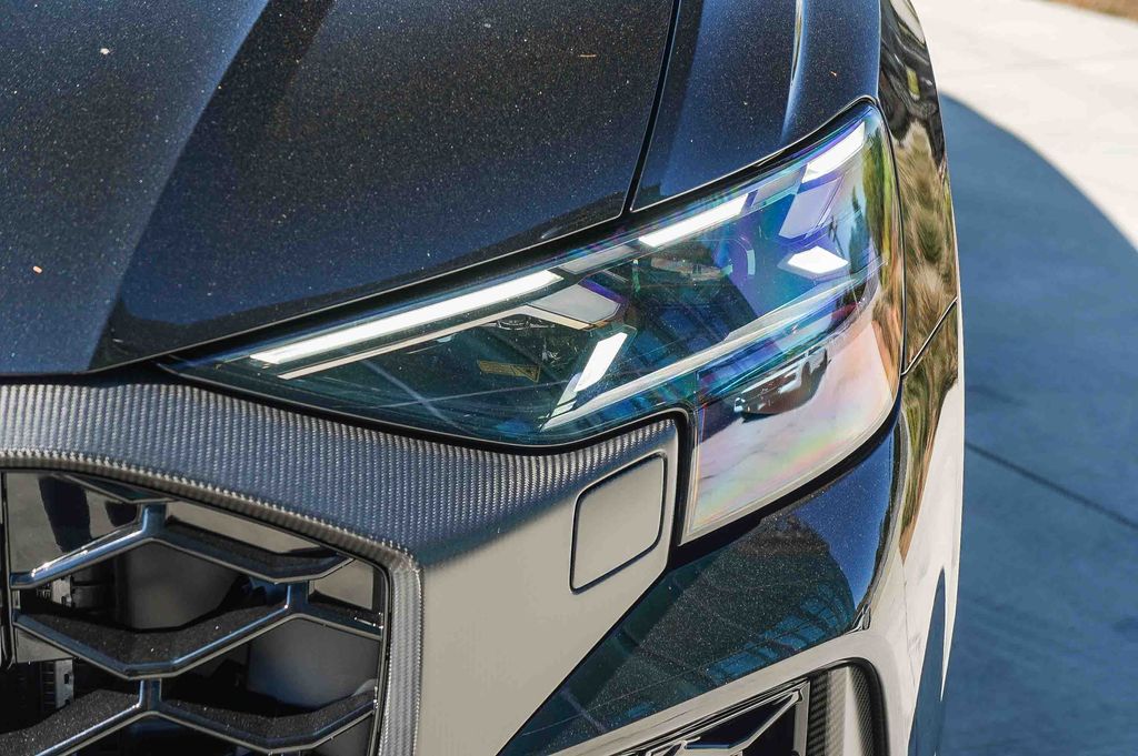 Thumbnail: 2026 Audi RS Q8 - 20