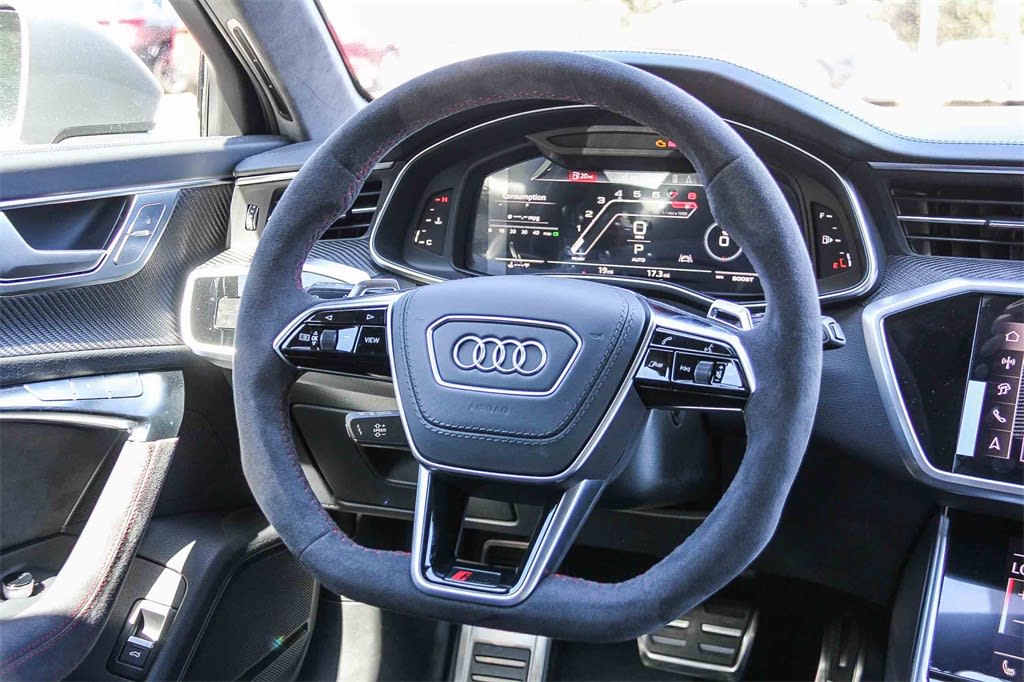 Thumbnail: 2026 Audi RS 6 - 13