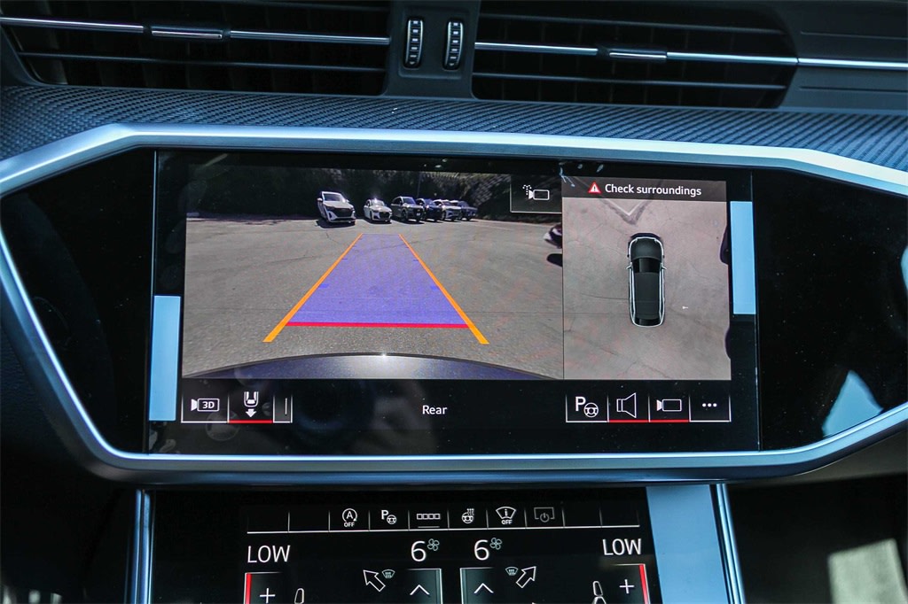 Thumbnail: 2026 Audi RS 6 - 28