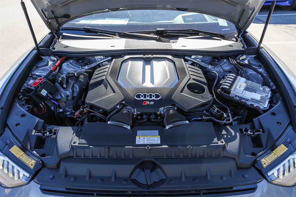 Thumbnail: 2026 Audi RS 6 - 7