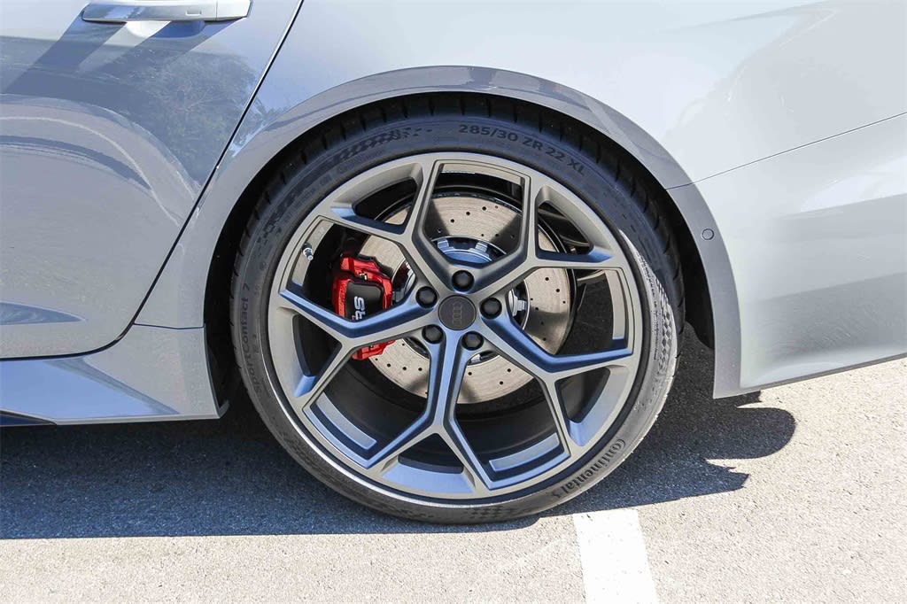 Thumbnail: 2026 Audi RS 6 - 21