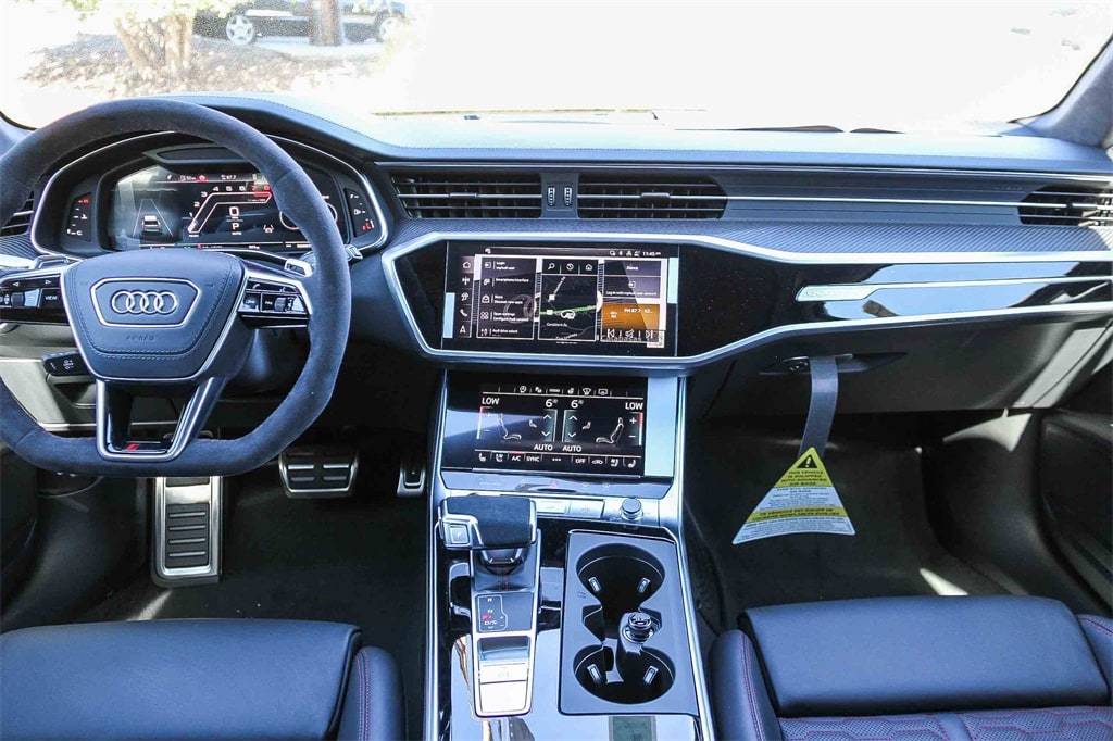 Thumbnail: 2026 Audi RS 6 - 2