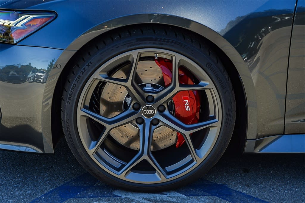 Thumbnail: 2026 Audi RS 6 - 7