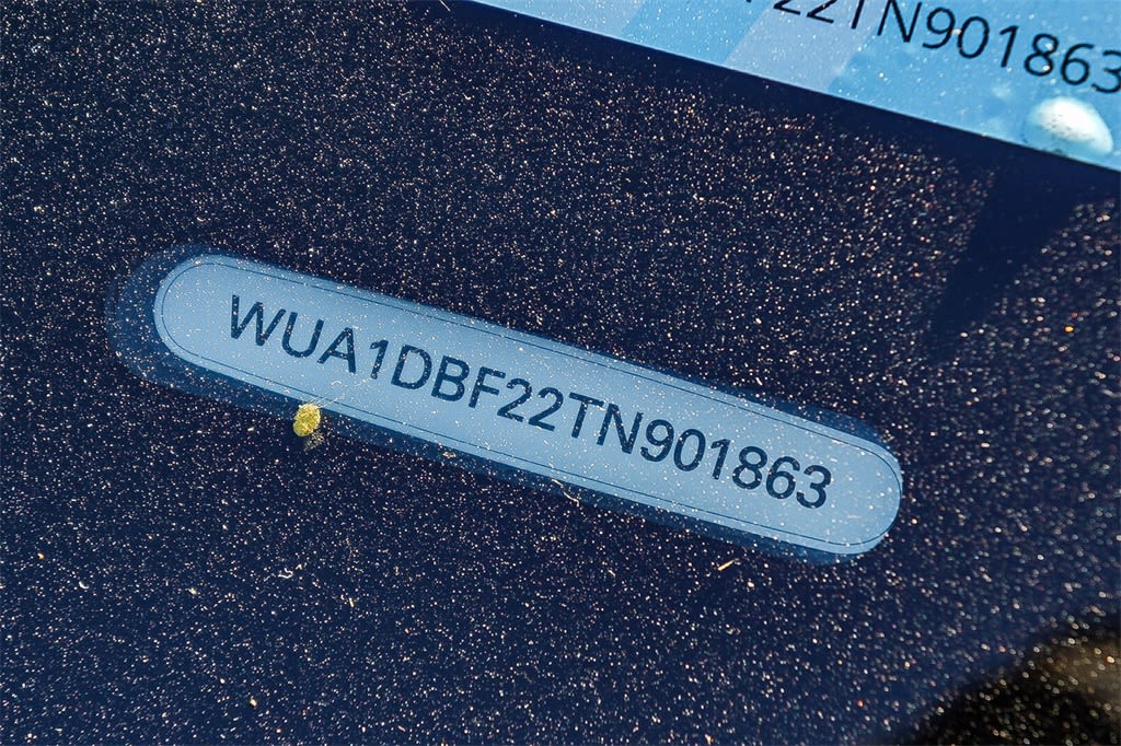 Thumbnail: 2026 Audi RS 6 - 32