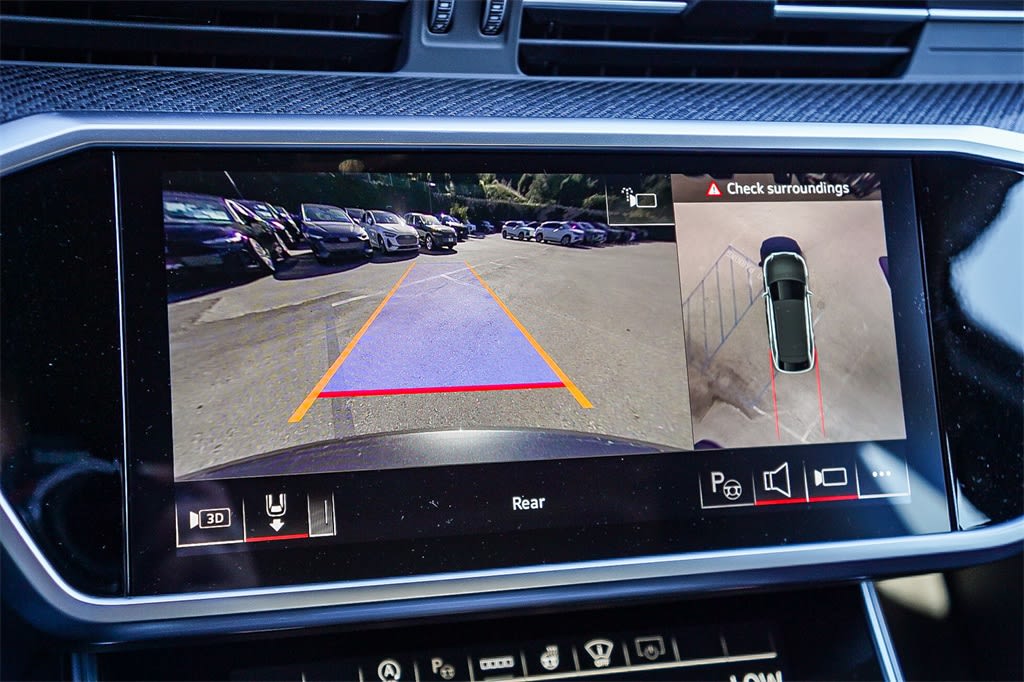 Thumbnail: 2026 Audi RS 6 - 30