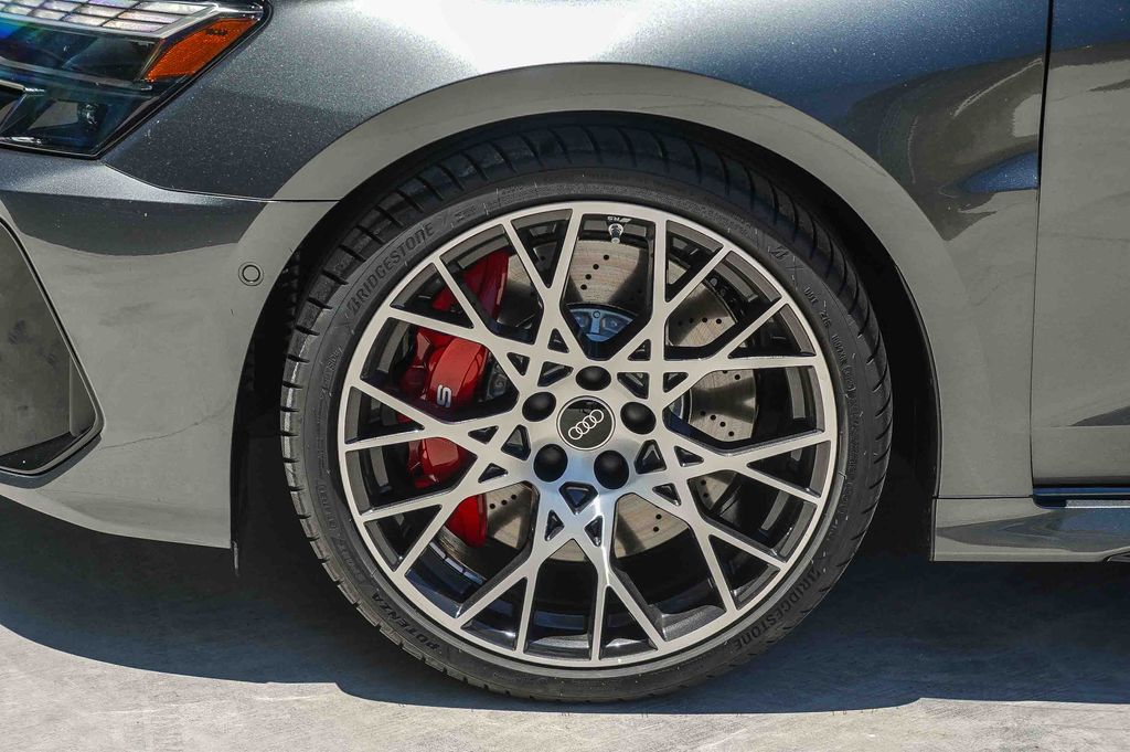 Thumbnail: 2026 Audi RS 3 - 7