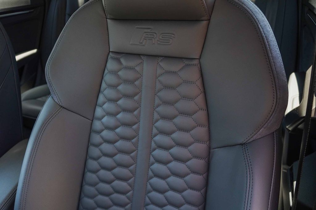 Thumbnail: 2026 Audi RS 3 - 30