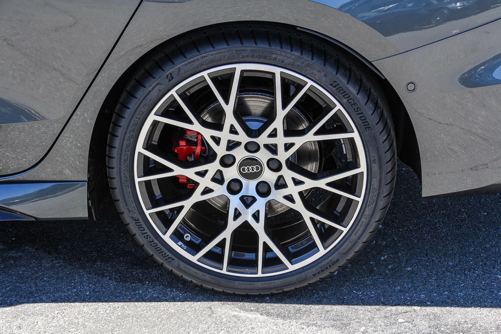 Thumbnail: 2026 Audi RS 3 - 21