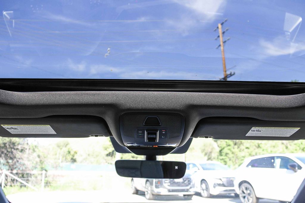 Thumbnail: 2026 Audi RS 3 - 21