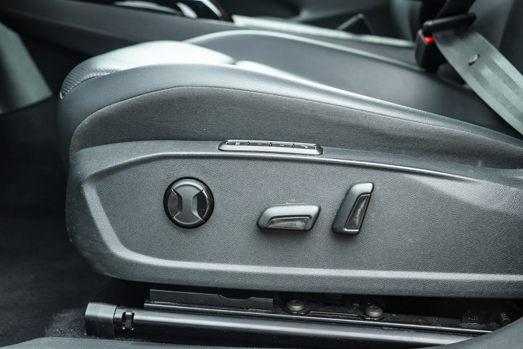 Thumbnail: 2022 Volkswagen ID.4 - 26