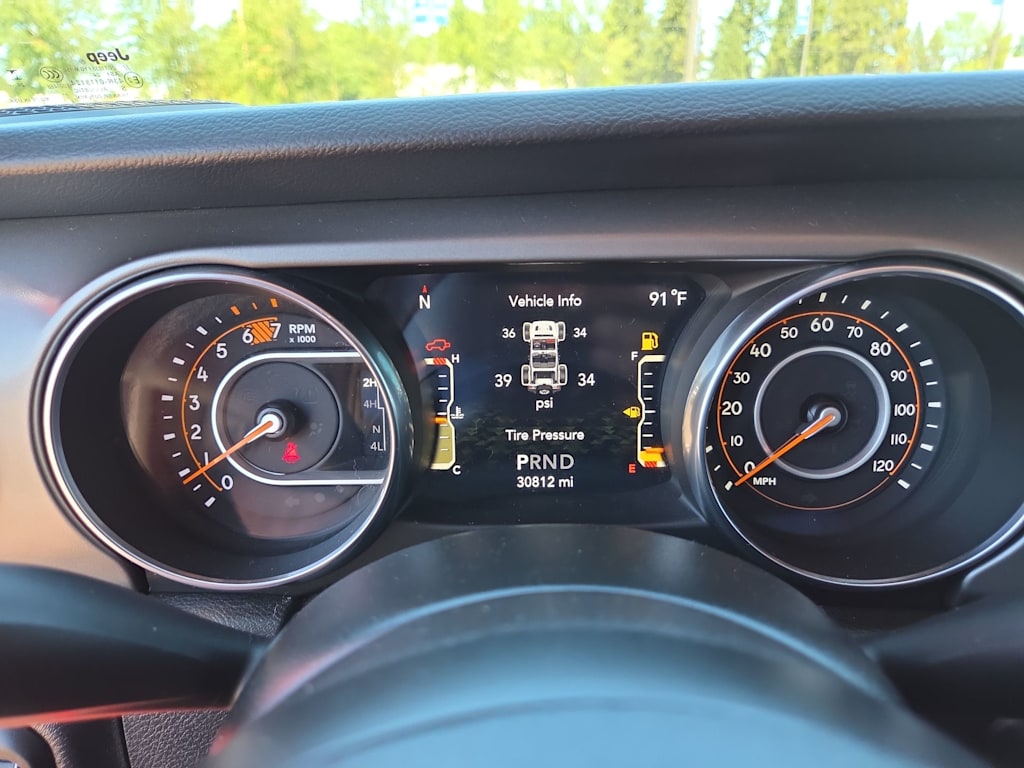 Thumbnail: 2021 Jeep Wrangler - 17