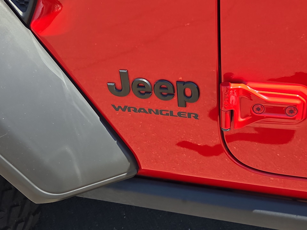 Thumbnail: 2021 Jeep Wrangler - 7