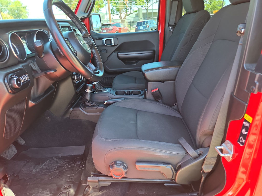Thumbnail: 2021 Jeep Wrangler - 11