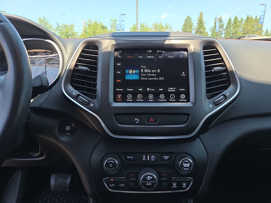 Thumbnail: 2020 Jeep Cherokee - 13