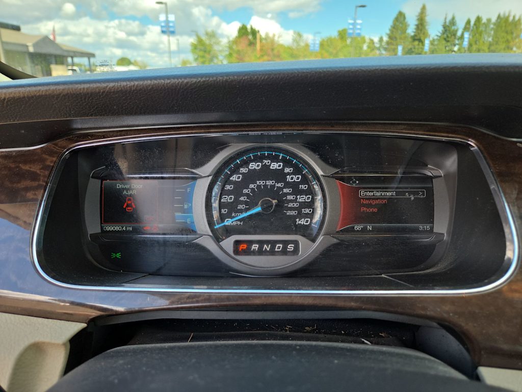 Thumbnail: 2016 Ford Taurus - 14
