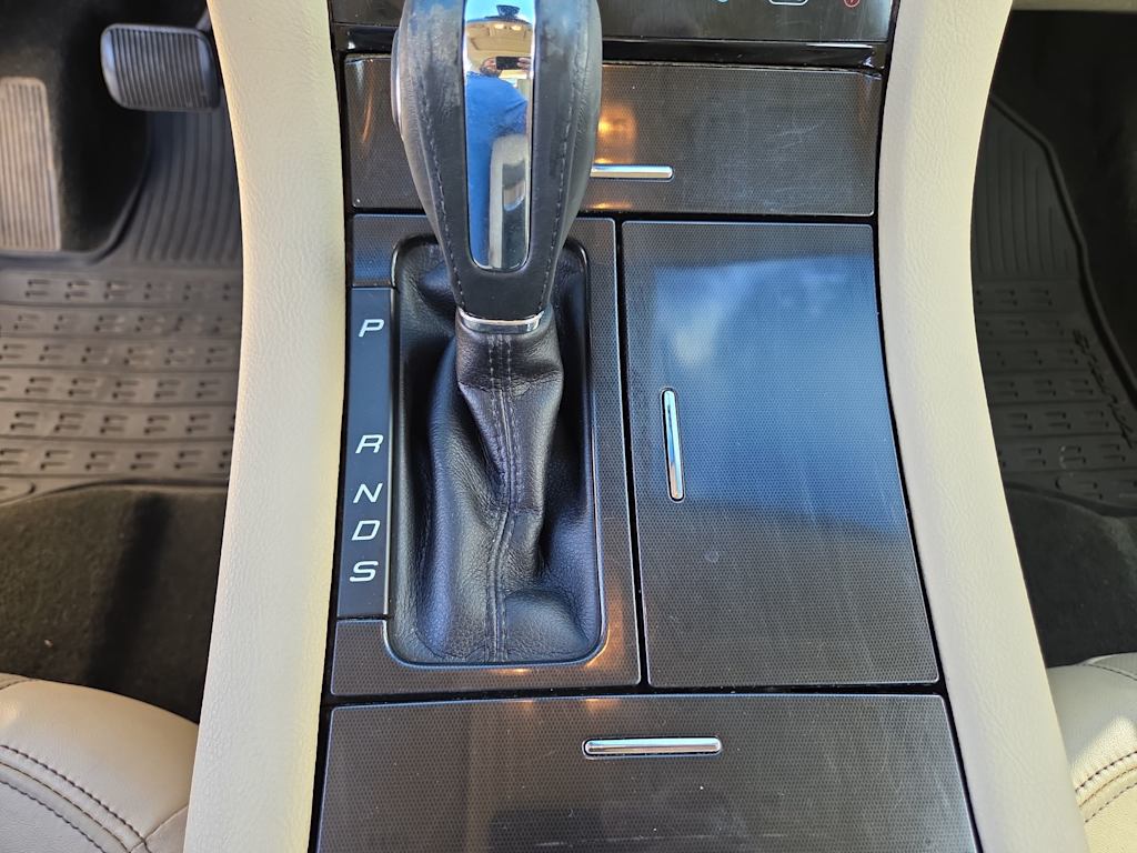 Thumbnail: 2016 Ford Taurus - 13