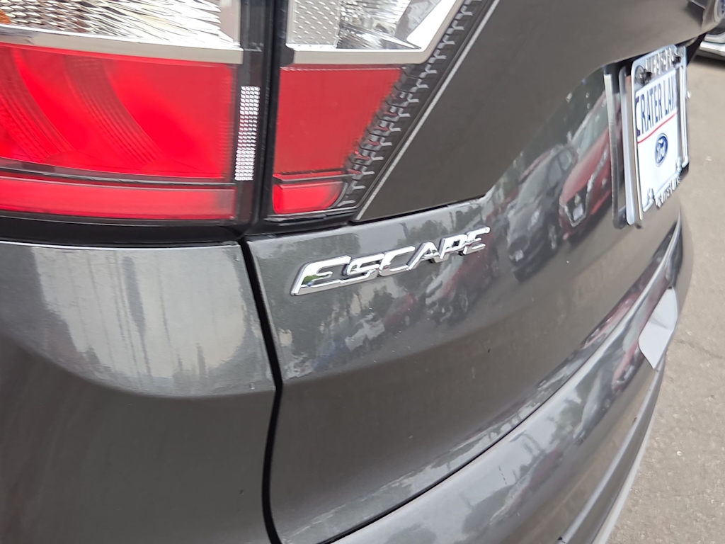 Thumbnail: 2017 Ford Escape - 27
