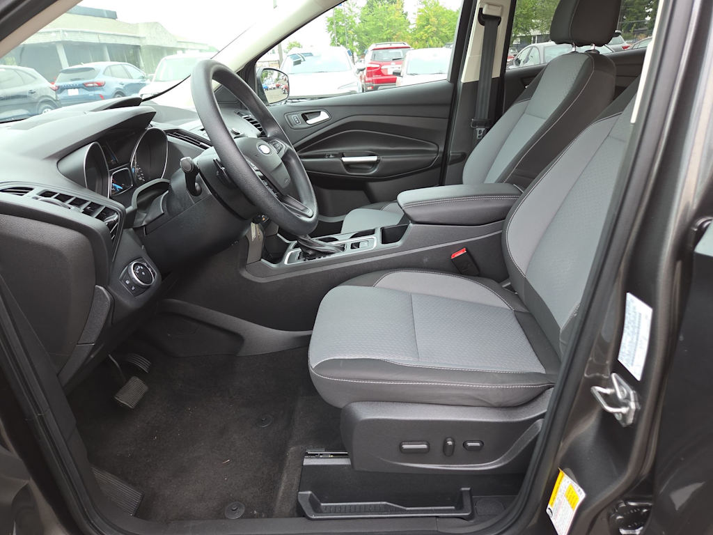 Thumbnail: 2017 Ford Escape - 10